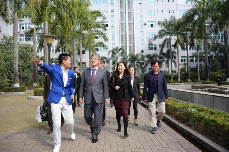 韩国永进专门大学总长(校长)崔宰荣一行赴我校进行友好交流访问